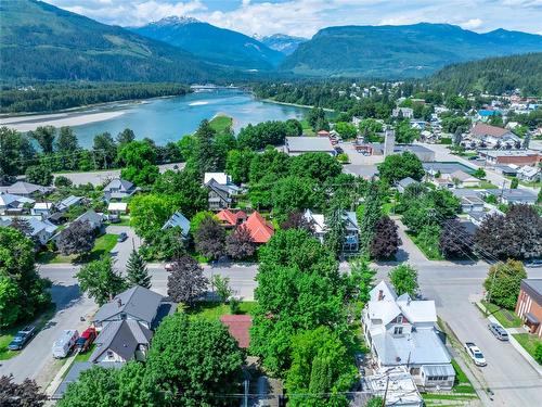 608 Mackenzie Avenue, Revelstoke, BC - Outdoor With View