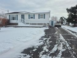 318 Sunset  Beresford, NB E8K 2G6