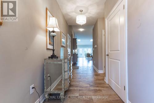 17 Stoneridge Crescent, Niagara-On-The-Lake (St. Davids), ON - Indoor Photo Showing Other Room