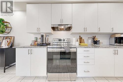 1173 Church Street N, Ajax, ON - Indoor Photo Showing Kitchen With Upgraded Kitchen