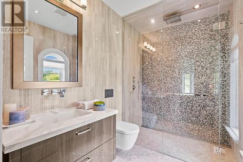 116 Eden Vale Drive, King, ON - Indoor Photo Showing Bathroom