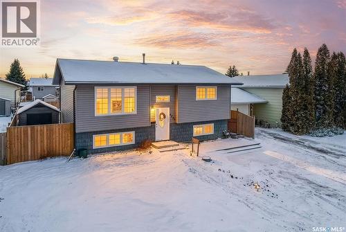 1625 Smith Street, Moose Jaw, SK - Outdoor