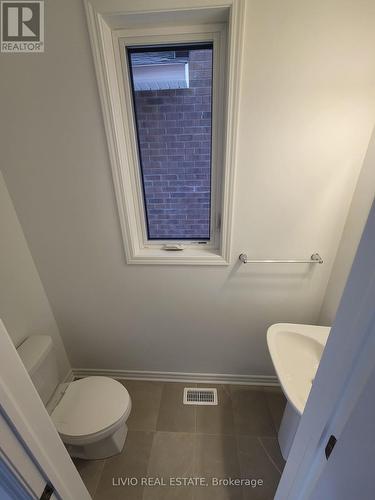 1473 Melville Bonus Crescent, Milton, ON - Indoor Photo Showing Bathroom