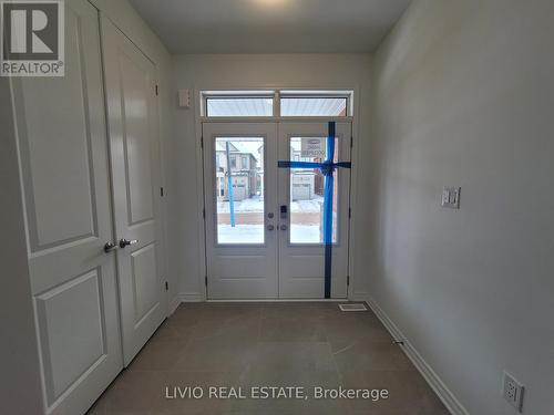 1473 Melville Bonus Crescent, Milton, ON - Indoor Photo Showing Other Room