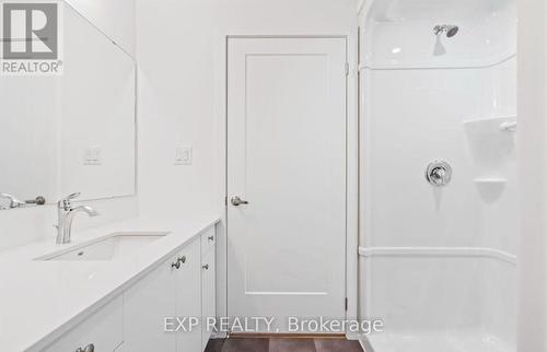 314 - 781 Clare Avenue, Welland, ON - Indoor Photo Showing Bathroom