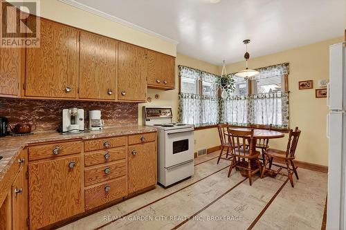View from Back Entrance - 13 Chestnut Street, Pelham (Fonthill), ON - Indoor Photo Showing Kitchen