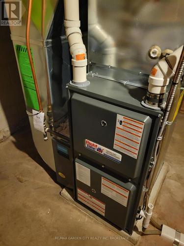 Furnace & Central Air  2018 - 13 Chestnut Street, Pelham (Fonthill), ON - Indoor Photo Showing Basement