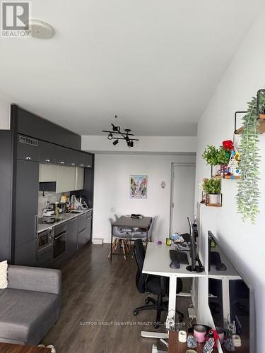 4705 - 15 Grenville Street W, Toronto, ON - Indoor