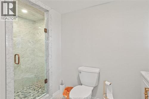 5938 Concession 5 North, Amherstburg, ON - Indoor Photo Showing Bathroom