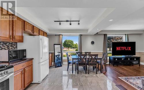 1060 Elgin Street, Newmarket, ON - Indoor