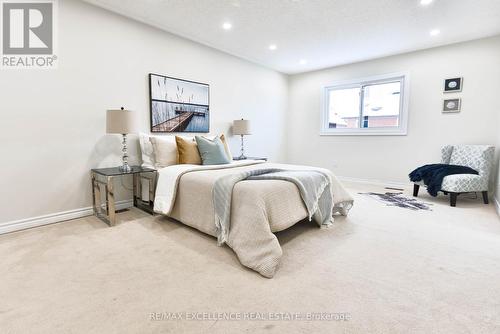 663 Macbeth Heights, Mississauga, ON - Indoor Photo Showing Bedroom