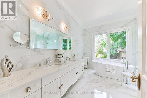 1511 Broadmoor Avenue, Mississauga, ON - Indoor Photo Showing Bathroom