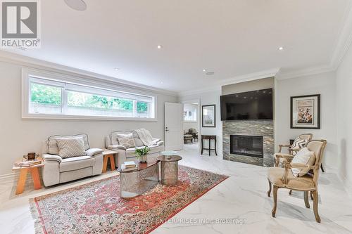 1511 Broadmoor Avenue, Mississauga, ON - Indoor Photo Showing Living Room With Fireplace