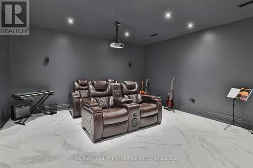 1511 Broadmoor Avenue, Mississauga, ON - Indoor Photo Showing Other Room