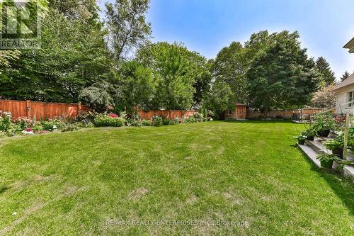 1511 Broadmoor Avenue, Mississauga, ON - Outdoor With Backyard