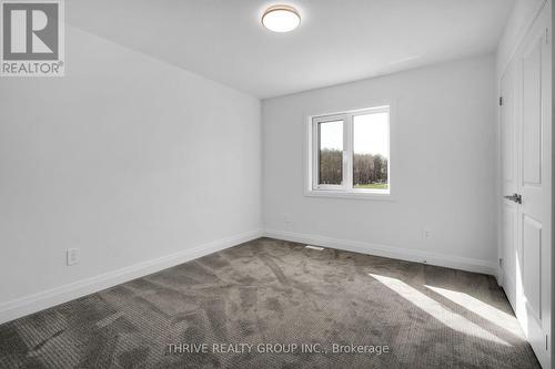 3096 Buroak Drive, London North (North S), ON - Indoor Photo Showing Other Room