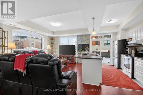 101 - 351 Bayrose Drive, Ottawa, ON - Indoor Photo Showing Kitchen
