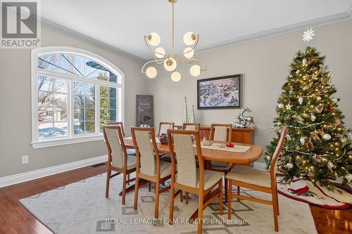 6196 Elkwood Drive, Ottawa, ON - Indoor Photo Showing Dining Room