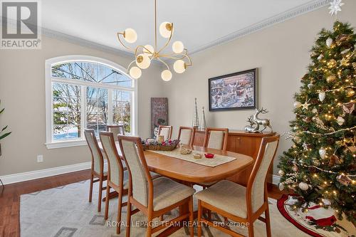 6196 Elkwood Drive, Ottawa, ON - Indoor Photo Showing Dining Room