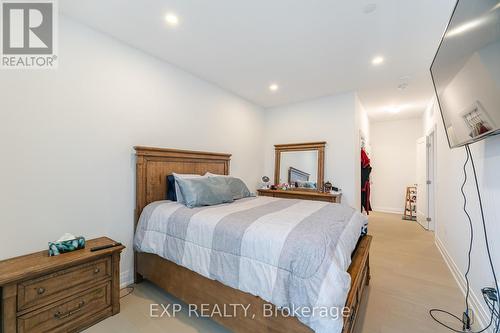 903 - 71 Wyndham Street S, Guelph, ON - Indoor Photo Showing Bedroom