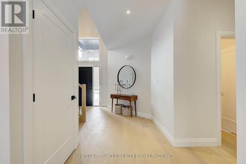 2310 Wickerson Road, London South (South K), ON - Indoor Photo Showing Other Room