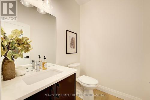 2310 Wickerson Road, London South (South K), ON - Indoor Photo Showing Bathroom