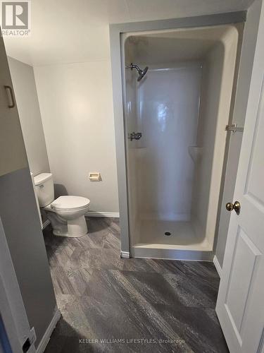 206 - 323 Colborne Street, London East (East K), ON - Indoor Photo Showing Bathroom