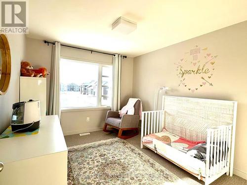 772 Solarium Avenue, Ottawa, ON - Indoor Photo Showing Bedroom