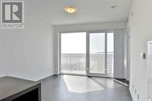 5009 - 100 Harbour Street, Toronto, ON - Indoor Photo Showing Other Room