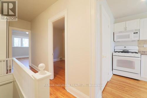 Upper - 1481 Queen Street E, Toronto, ON - Indoor Photo Showing Kitchen
