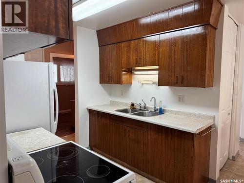 67 Milford Crescent, Regina, SK - Indoor Photo Showing Laundry Room