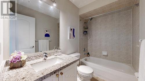 151 Amulet Crescent, Richmond Hill, ON - Indoor Photo Showing Bathroom