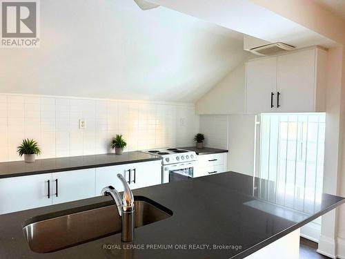 Upper - 10496 Islington Avenue, Vaughan, ON 