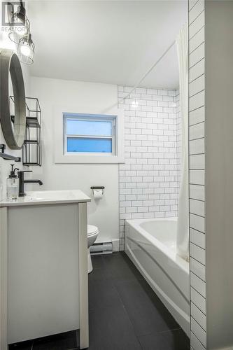 22 Henry Street, St. John'S, NL - Indoor Photo Showing Bathroom
