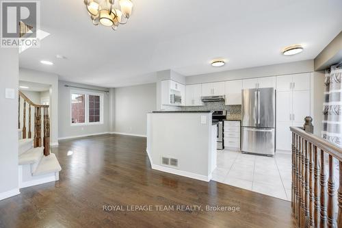 13 Grammercy Park, Ottawa, ON - Indoor Photo Showing Kitchen