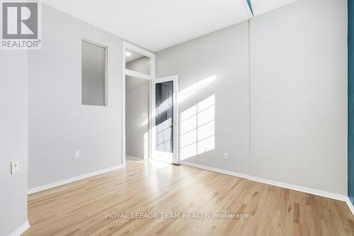 13 Grammercy Park, Ottawa, ON - Indoor Photo Showing Other Room