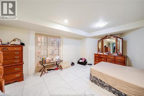 460 Shoreview Circle, Windsor, ON - Indoor