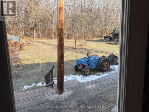 1028 Crabbe Lane, Dysart Et Al (Guilford), ON - 