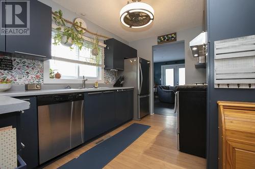 27 Borron Ave, Sault Ste. Marie, ON - Indoor Photo Showing Kitchen