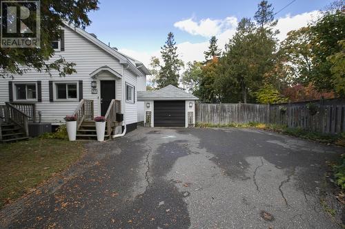 27 Borron Ave, Sault Ste. Marie, ON - Outdoor