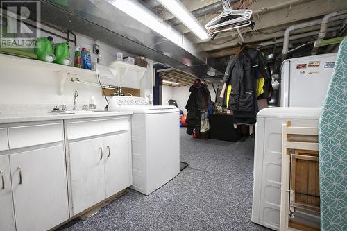 27 Borron Ave, Sault Ste. Marie, ON - Indoor Photo Showing Laundry Room