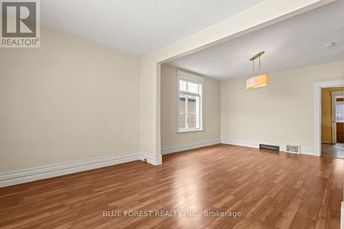 392 Spruce Street, London East (East H), ON - Indoor Photo Showing Other Room