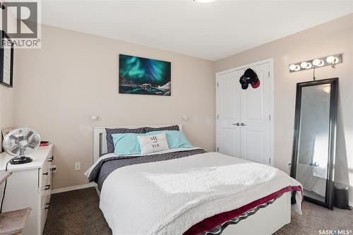 327 100 Chaparral Boulevard, Martensville, SK - Indoor Photo Showing Bedroom