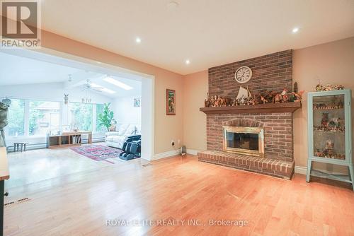 3530 Kingbird Court, Mississauga, ON - Indoor Photo Showing Living Room With Fireplace