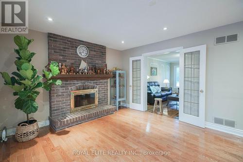 3530 Kingbird Court, Mississauga, ON - Indoor Photo Showing Living Room With Fireplace