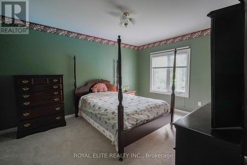 3530 Kingbird Court, Mississauga, ON - Indoor Photo Showing Bedroom
