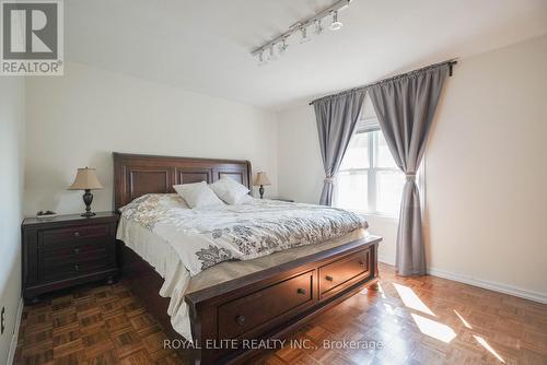 3530 Kingbird Court, Mississauga, ON - Indoor Photo Showing Bedroom