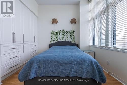 306 - 1901 Yonge Street, Toronto, ON - Indoor Photo Showing Bedroom