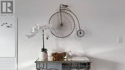 1207 - 12 Gandhi Lane, Markham, ON - Indoor