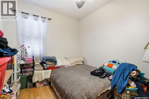 1562 Argyle Street, Regina, SK - Indoor Photo Showing Bedroom